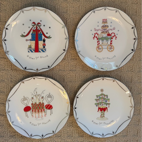 Lenox Other - Lenox Merry and Bright set of 4 dessert plates. Excellent condition.